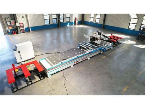 Smart dual-station door frame and blade machine - Image 3